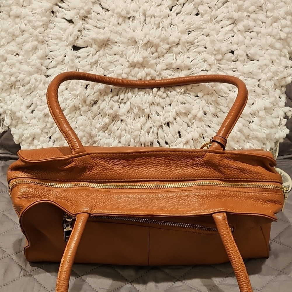 Kattee Tan Leather Satchel with Gold Hardware - Picture 9 of 16